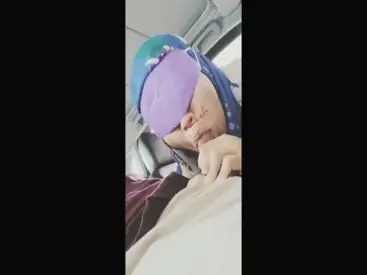 Ukhti Jilbab Biru Ngemut Kontol Panas di Mobil HD